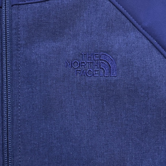 The North Face Ironton Windwall Purple Jacket - Picture 5 of 7